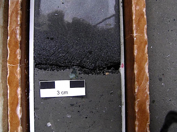 Total fusion ages of alkali feldspar separated from a primary tephra layer in glaciomarine sediments (AND-2A core, ANDRILL-SMS). Total fusion ages of alkali feldspar separated from a primary tephra layer in glaciomarine sediments (AND-2A core, ANDRILL-SMS).